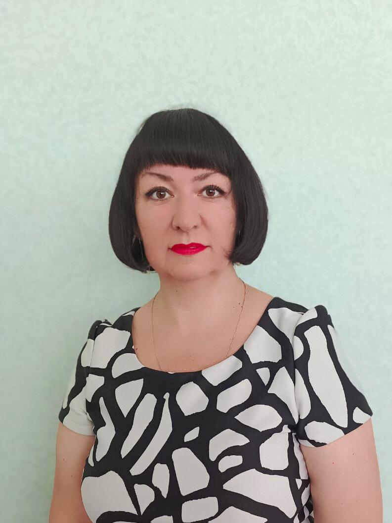 Воспитатель Емельянова Лариса Владимировна.